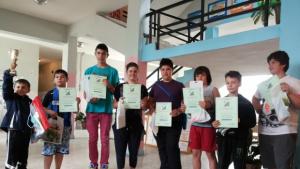 Никола Димитров спечели турнира по електронен дартс Детски свят