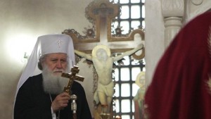 Патриарх Неофит архиереи и свещеници ще се молят за загиналите