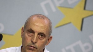 Руси Статков Хората не трябва да се безпокоят за спестяванията