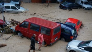 България е в траур за жертвите от потопа