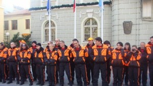 Пловдивски доброволци заминаха да помагат във Варна