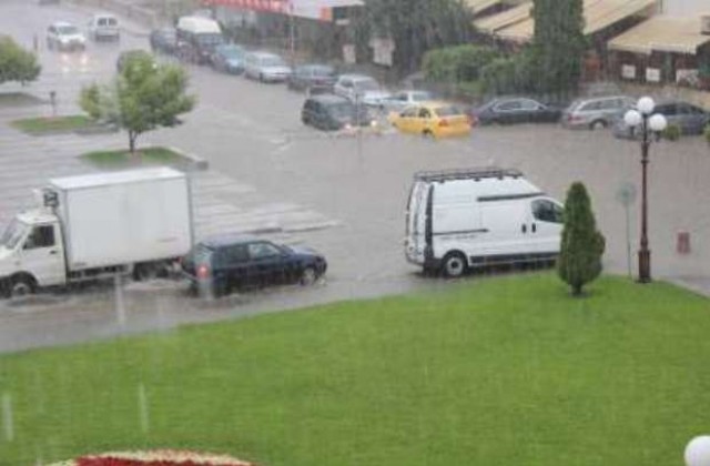 Свлачища, реки и дерета остават под наблюдение в Трявна