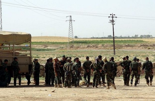 Настъплението на екстремистите в Ирак разпалва регионални страхове