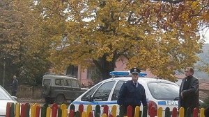 Арестуваха петима в Банско