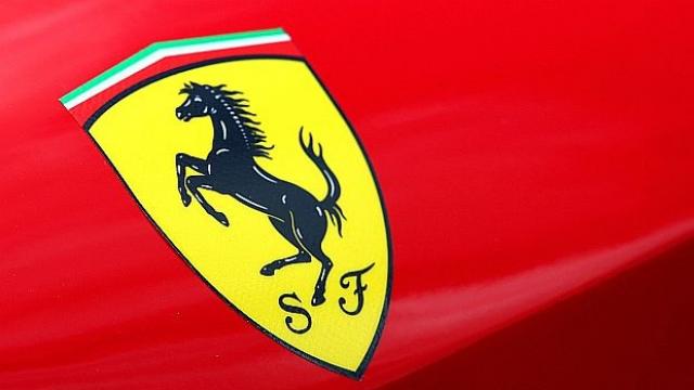 Продадоха шампионското Ferrari на Шумахер за 5.9 млн. долара (ВИДЕО)