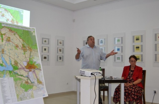 Обсъдиха ОУП на „Долината на тракийските владетели“