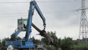 Затварят временно моста при Първомайци