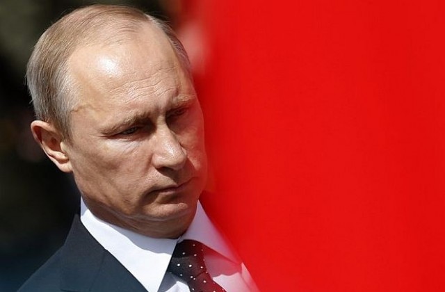 Путин отменя постановлението за използване на руски военни в Украйна