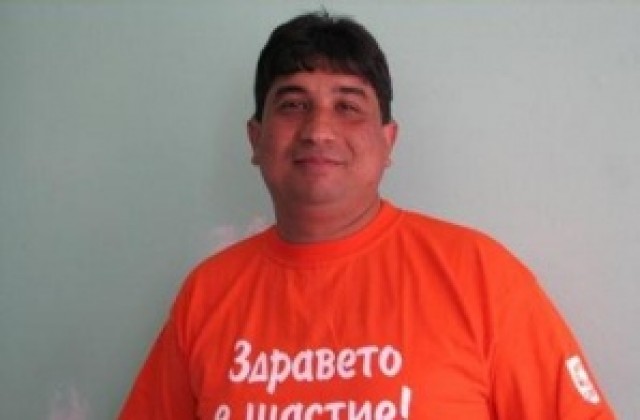 Доброволец от Стралджа помага на пострадалите във Варна