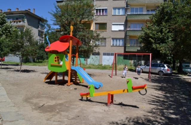 Община Казанлък изгражда нови паркове в междублоковите пространства на града