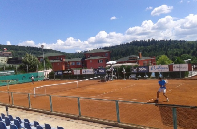 Български победи на международния турнир по тенис за мъже в Стара Загора