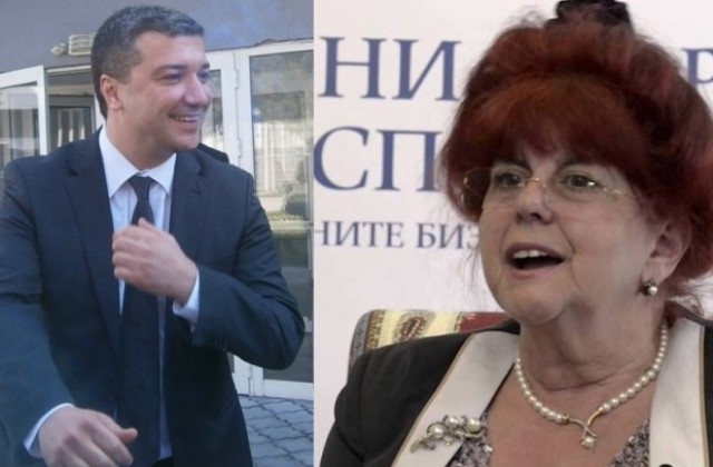 Поискаха оставката на министър Стойнев заради спрени европейски пари