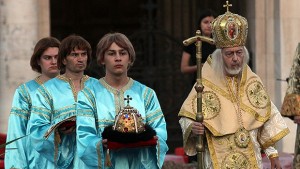 Почитат Борис Христов с операта Борис Годунов пред храм Св