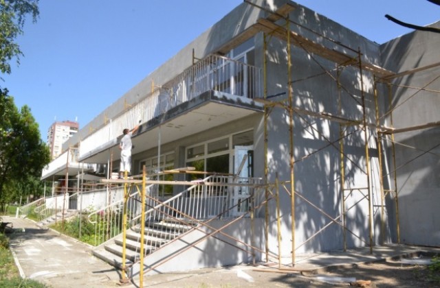 Ремонт на две детски градини в Казанлък