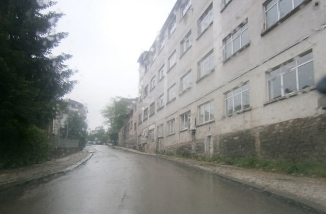 Чака ни дъждовно лято, твърди синоптик