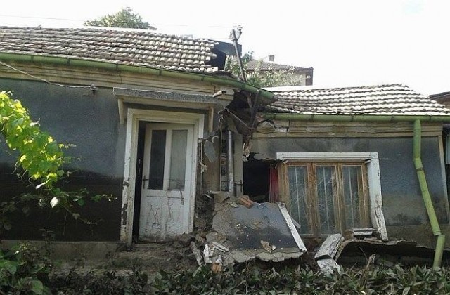 Група във Фейсбук открива осиновители за бедстващите в Добрич и помощ за пострадалите