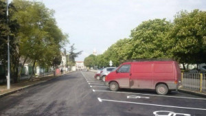 Паркингът до ЖП гарата става платен от днес