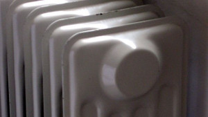 Очаква се драстичен скок в цените за парно и топла