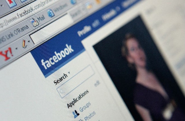 Проучване на Facebook притесни интернет обществото