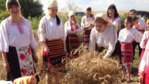 Откриха жътвата в с Манастирище