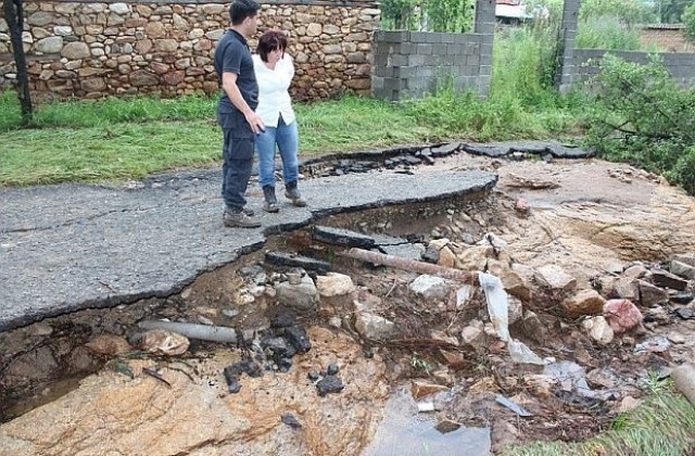Дъждовете нанесли най-сериозни щети в община Павел баня
