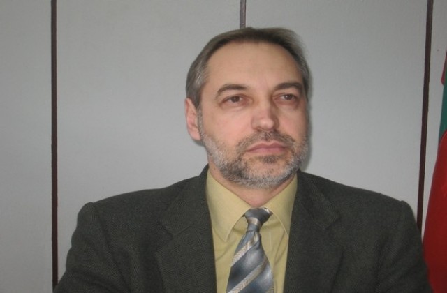 ВАС връща Панайотов като шеф на Образователния инспекторат