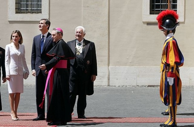 Папа Франциск прие крал Фелипе VI и кралица Летисия