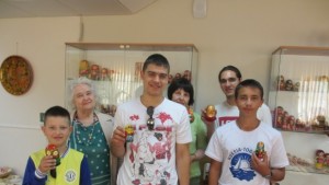 Казанлъшки ученици участваха в международния лингвистичен лагер Толиати град на