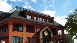 Тотев Кредитори не могат да вземат базата на Ботев в