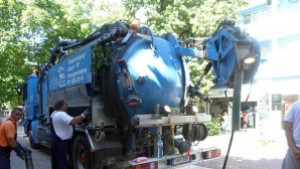 В Търговище чистят канализацията с модерна машина