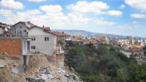 Частни охранители ще пазят евакуираните къщи в Аспарухово