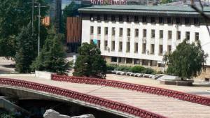 Ремонтират сутерена на областната управа в Ловеч