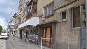 Община Казанлък обезопаси преминаването по тротоара на бул 23 Пехотен