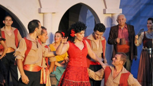 Оперната Сцена край реката Русе представя Трубадур и Кармен на