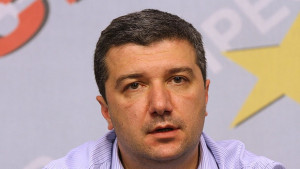 Стойнев късата клечка за БСП