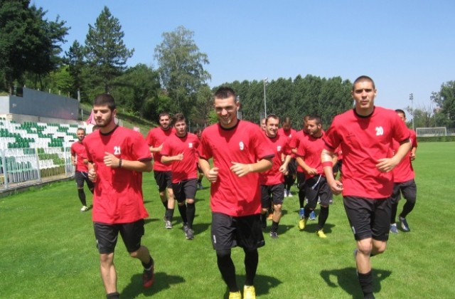 Новакът в „Б” група Локо (Мездра) замина на лагер във Вършец