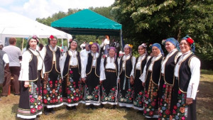 Фестивалът Фолклорни пътеки ще се проведе в парк Незабравка