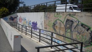 Достъпни ли са институциите във Варна за хората с увреждания