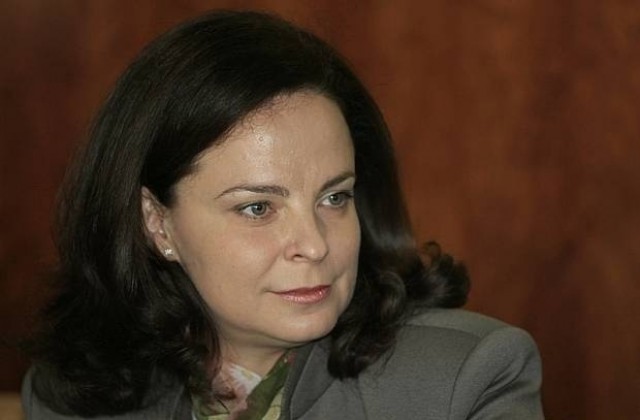 Министър Андреева: Само за кабинета здравеопазването е важно