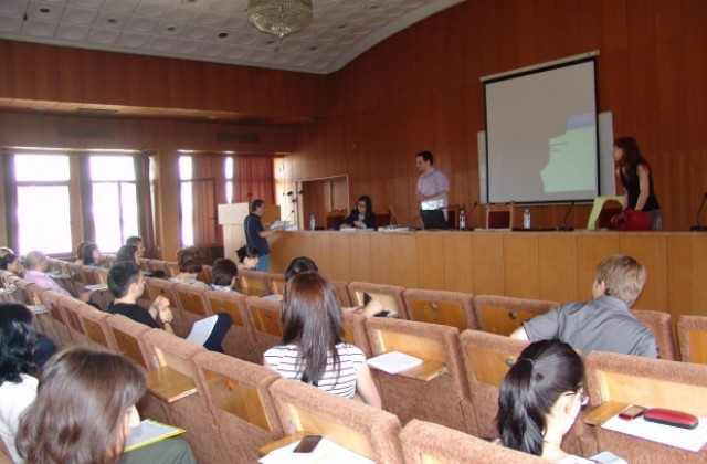 Специалисти от пет области се запознаха с промените в Закона за обществените поръчки