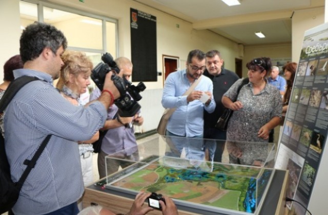 3 D макети показват местообитанията на защитени видове в резервата  „Сребърна”