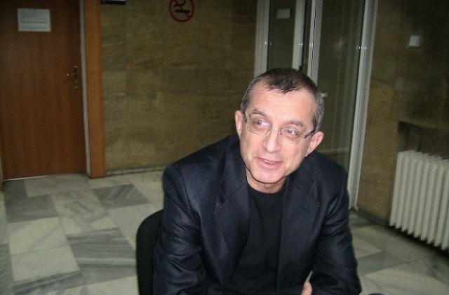 Д-р Попниколов пожела успех на д-р Котев като шеф на РЗОК