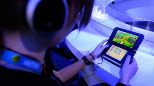 Геймъри продадоха децата си за да купят игри