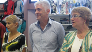 В Дупница откриха щанд с изделия изработени от хора със