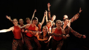 Белгийската танцова група ИКАР представя творчеството си в Габрово