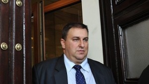 Емил Радев Българските институции са в агония