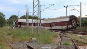 Деца от Аспарухово са пътували в катастрофиралия влак