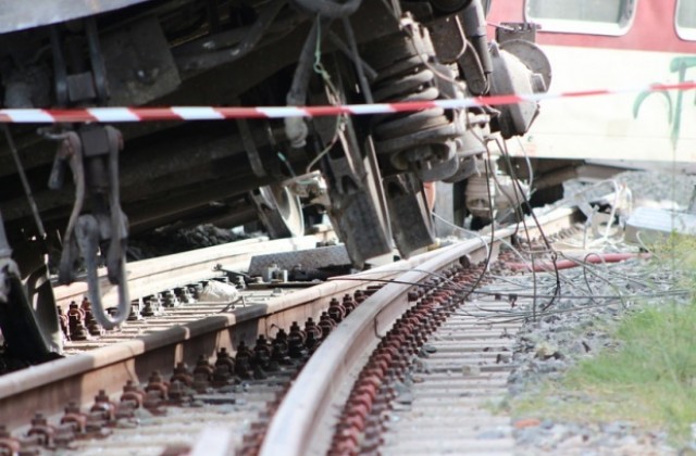 Железопътната линия в Калояновец е разчистена за движение на влакове