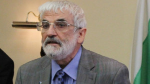 Валери Димитров Не е разумно да се защитават всички вложители