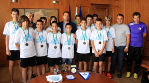 Кметът прие детския тим на Етър ВТ представил В Търново